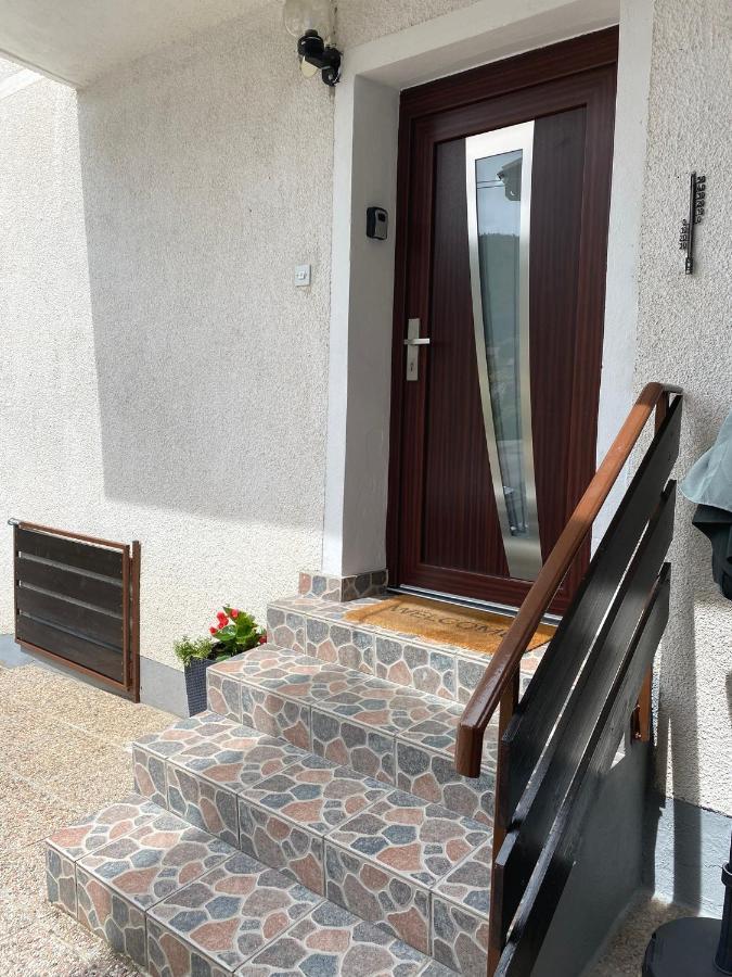 Apartment Loyd, Tolmin - Most na Soči Buitenkant foto